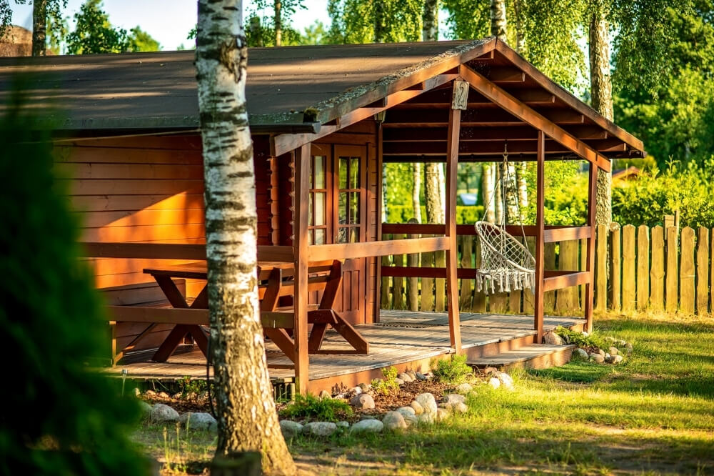 Cypel Wielewski - Domki letniskowe w lasku