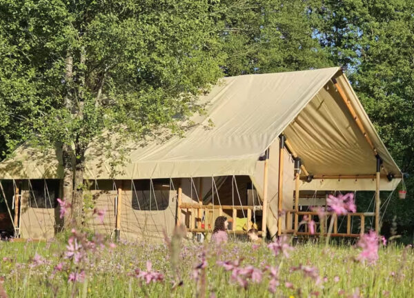 Januszówka - Glamping - domki i namioty